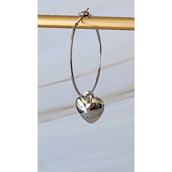 Hoop Earrings with Heart Charm Silver tone Metal Lightweight New - Picture 3 of 3